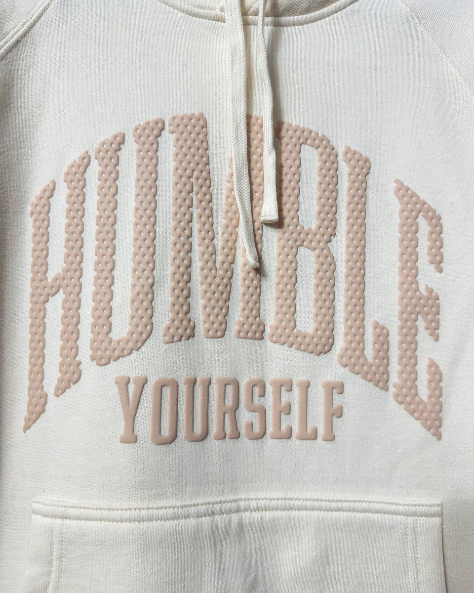.Humble Yourself Mesh Puff